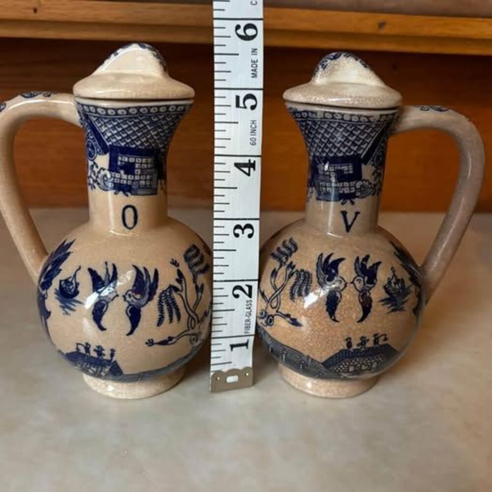Blue Willow Oil and Vinegar Cruets